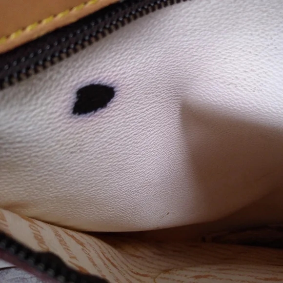 Vintage 1990's Hunting World Full Size Leather Travel Bag Suitcase - Picture 11 of 16